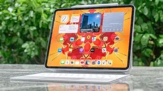 Spec Battle: Ipad Pro M5 vs Beelink Ser9 Pro Mini Pc — Is It Worth Upgrading?