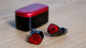 Which is Better Value? Noble Fokus Amadeus vs Campfire Audio Relay Compared
